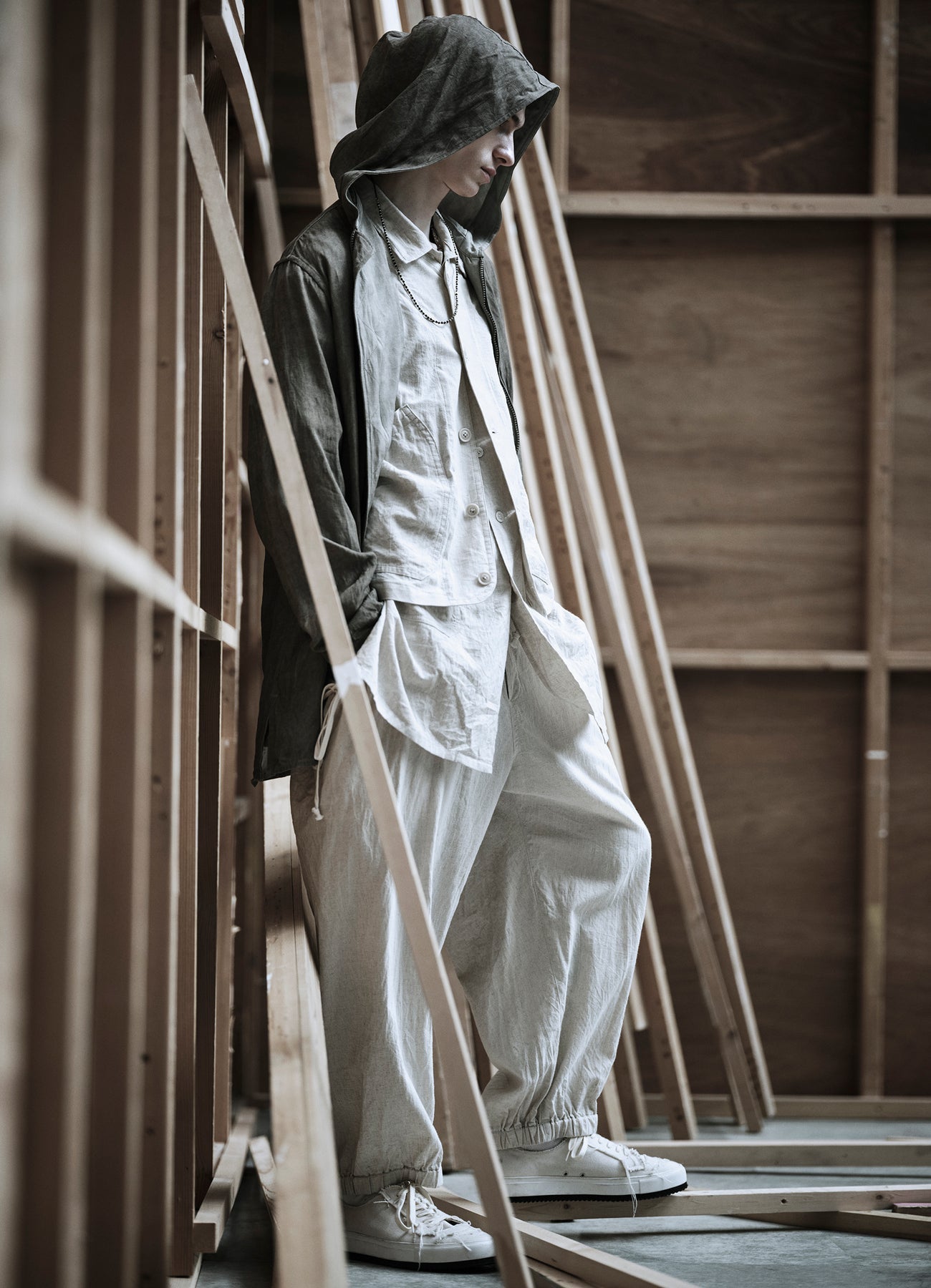 TROUSERS. COTTON. POPLIN. TEXTILE セットアップ Cotton-Linen Poplin GATHERED POCKET ELASTIC HEM PANTS – THE SHOP