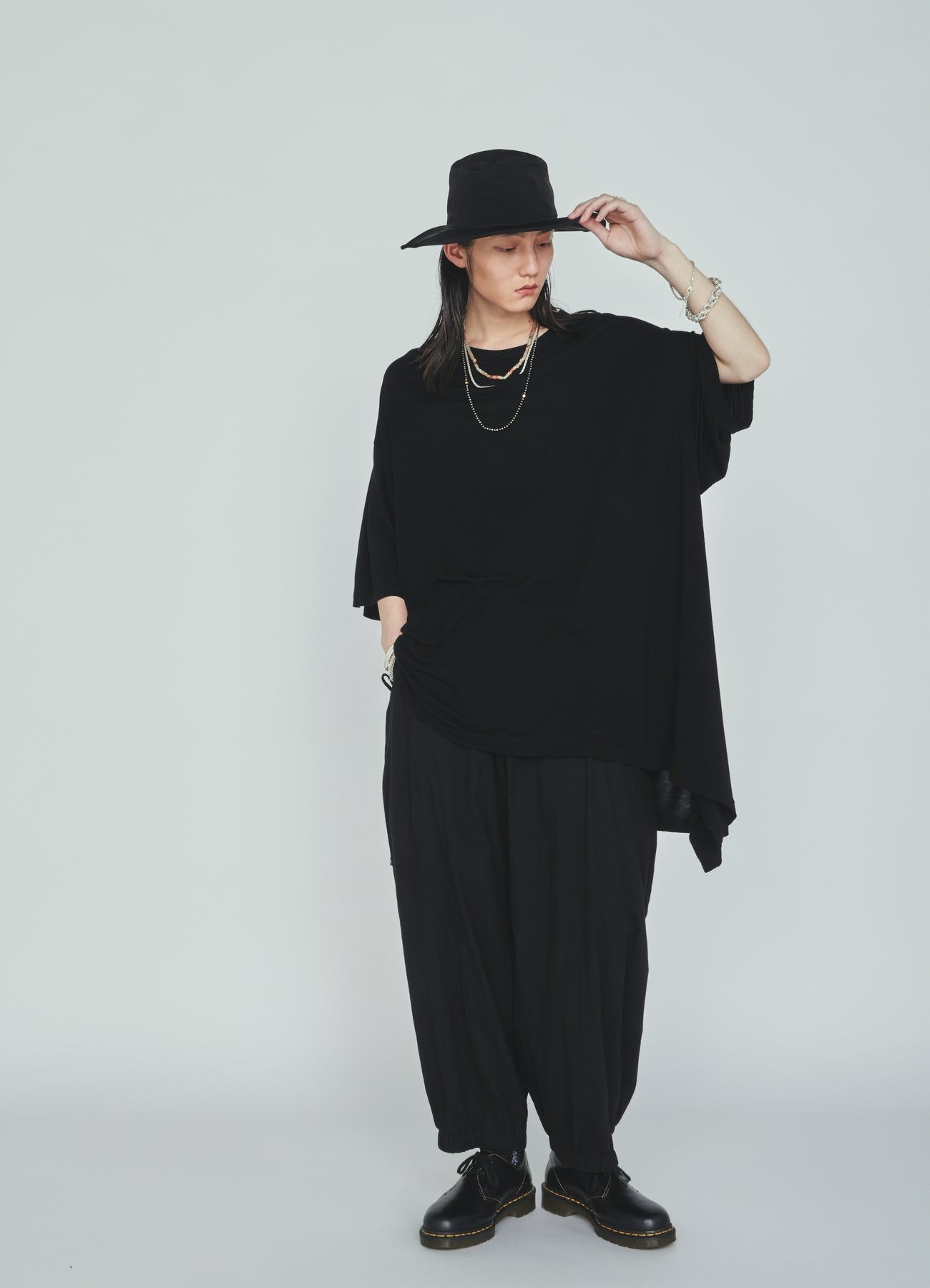 Cotton-Linen Poplin GATHERED POCKET ELASTIC HEM PANTS