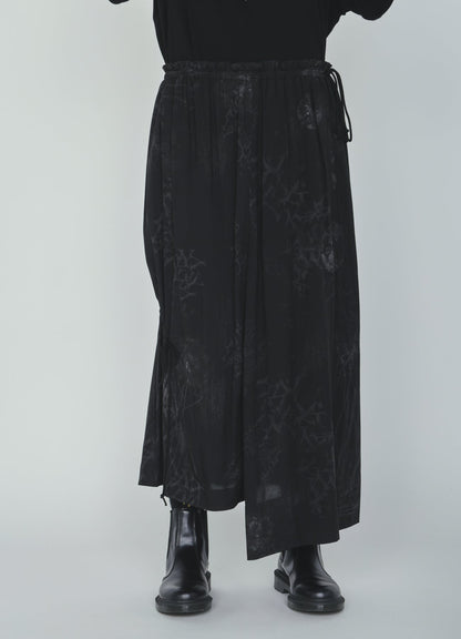 RAYON “Y” LETTER AND SUN‑MOON PRINT WRAP SKIRT