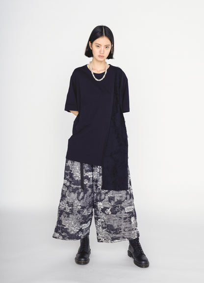 ASYMMETRY DESIGN LONG-SLEEVED T-SHIRT WITH SHEER JACQUARD FABRIC