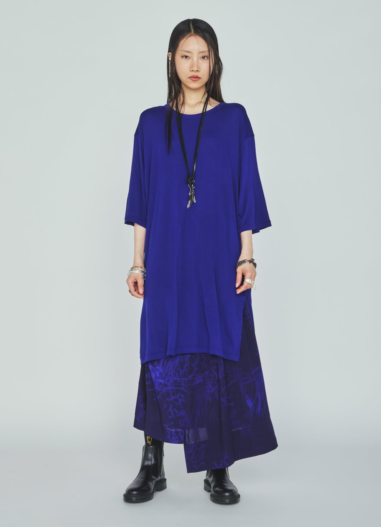RAYON JERSEY SIDE SLITS LONG T-SHIRT