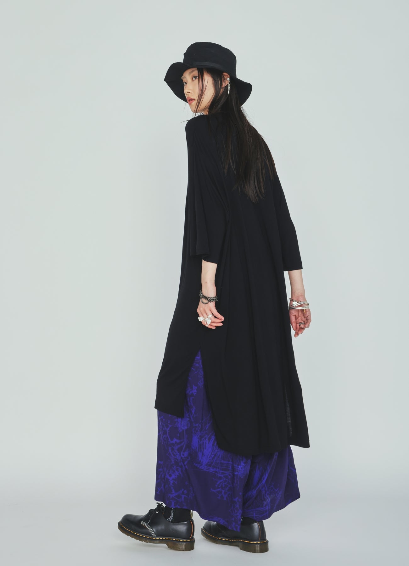 RAYON JERSEY SIDE SLITS LONG T-SHIRT