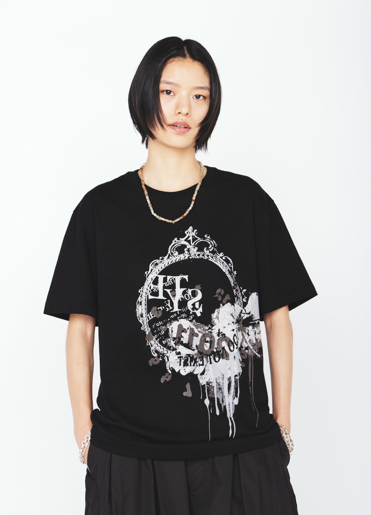 GRAPHIC T-SHIRT -MIRROR-