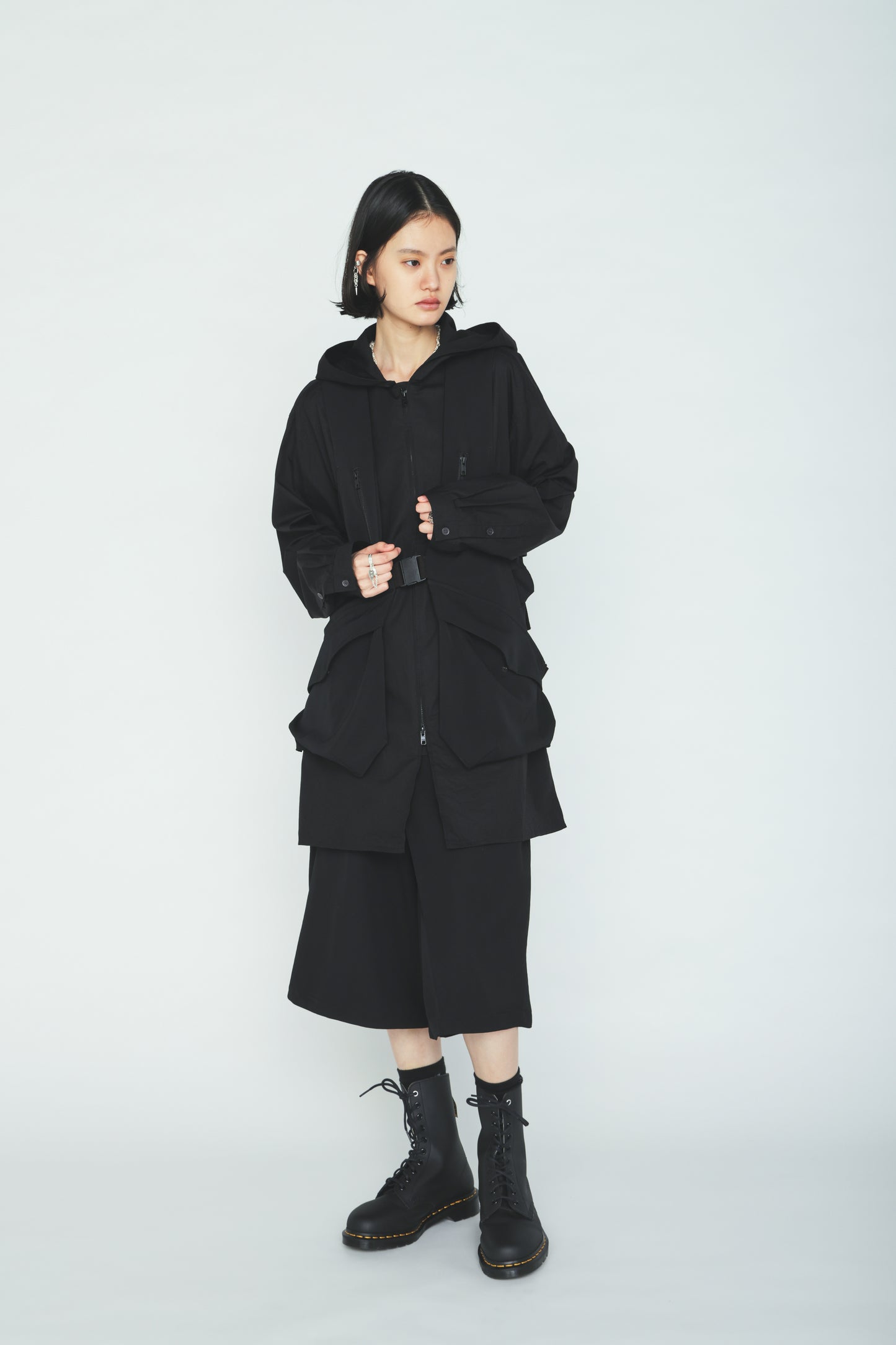 WASHER WOOL GABARDINE SIDE BELTED VEST