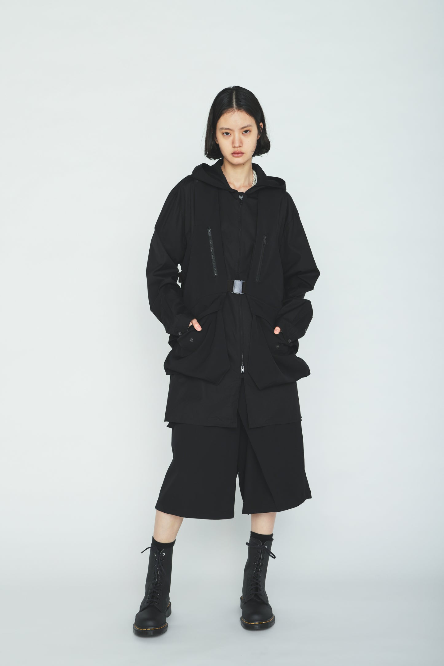 WASHER WOOL GABARDINE SIDE BELTED VEST