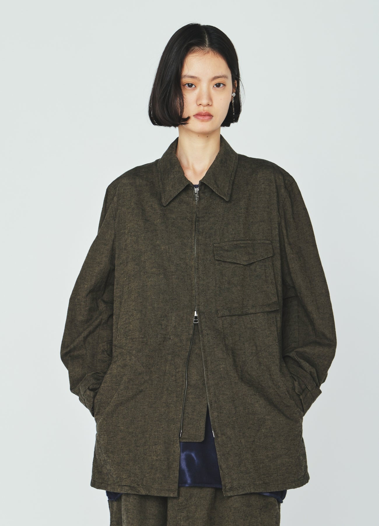 COTTON/LINEN CANVAS SOFRON ASYMMETRIC POCKET BLOUSON
