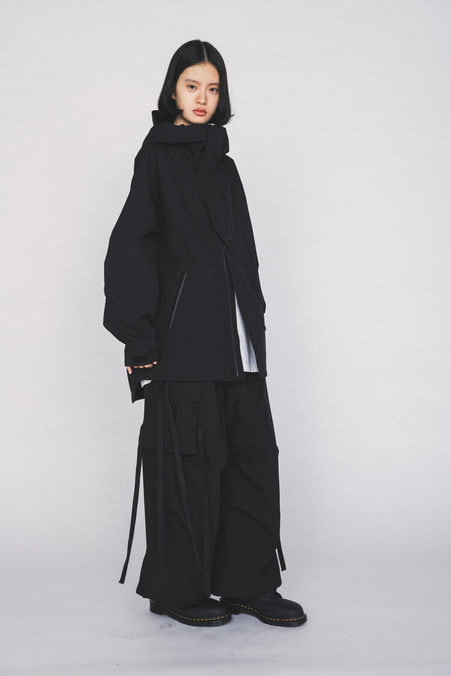 WATERPROOF TECH FABRIC MOUNTAIN PARKA