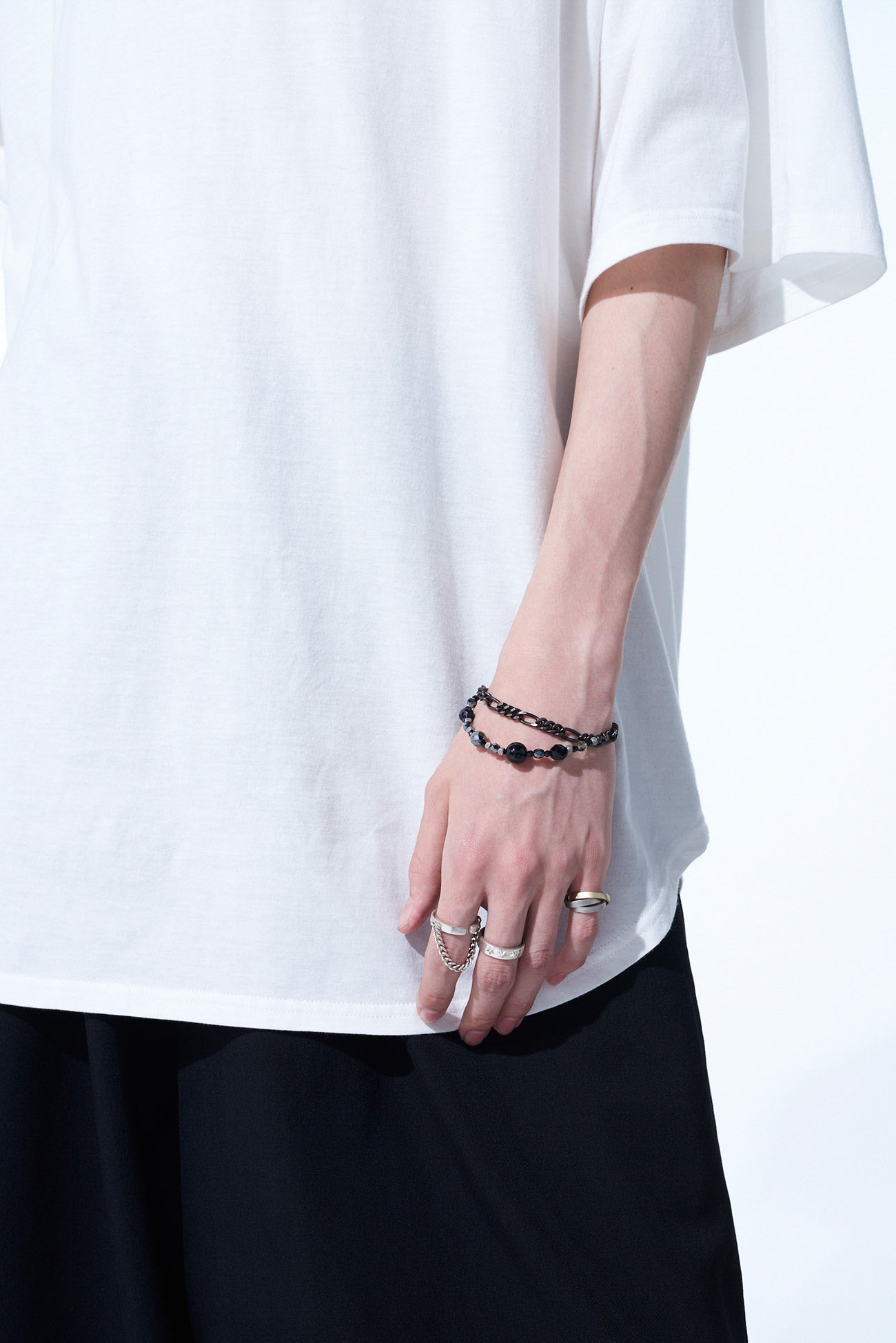 BLACK ONYX + GLASS BEADS BRASS BRACELET – THE SHOP YOHJI YAMAMOTO