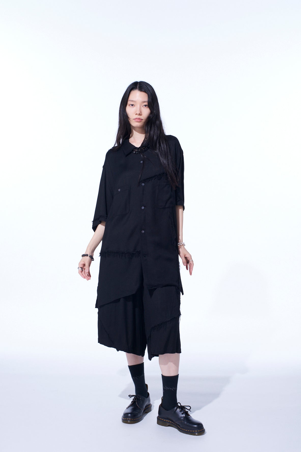 VISCOSE TWILL CUT-OFF OPEN-COLLAR SHIRT