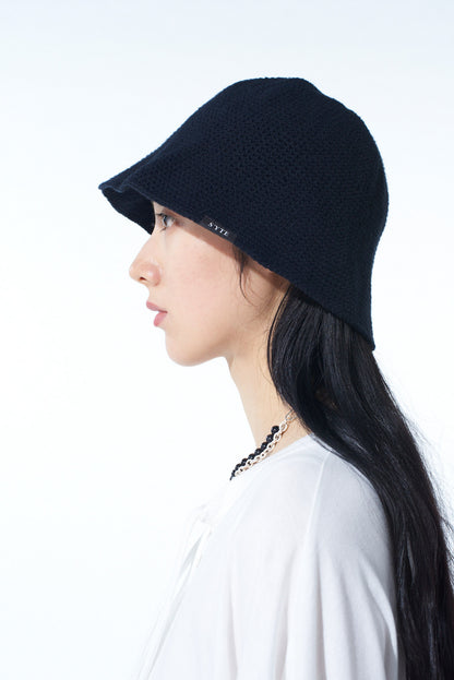 KNITTED TULIP HAT