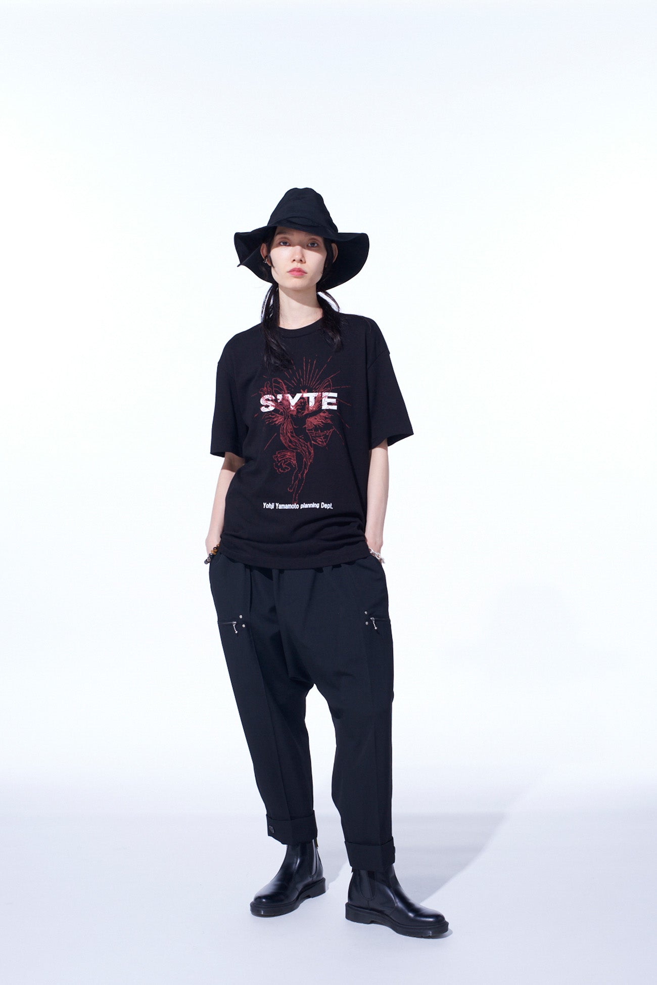 GRAPHIC T-SHIRT -ANGEL-