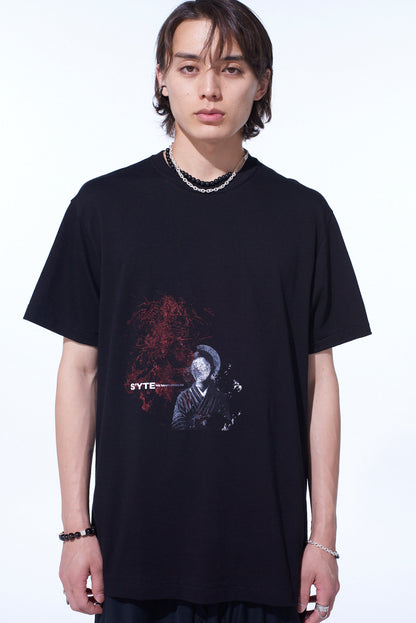 GRAPHIC T-SHIRT -SAD WOMAN-