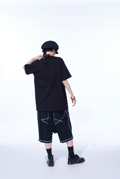GRAPHIC T-SHIRT -STATUE-