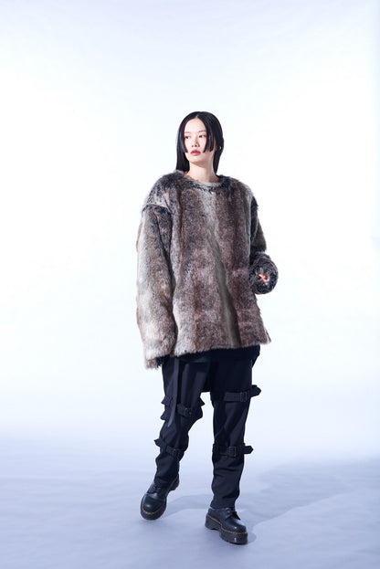 ANIMAL PATTERN ECO FUR CREW NECK PULLOVER