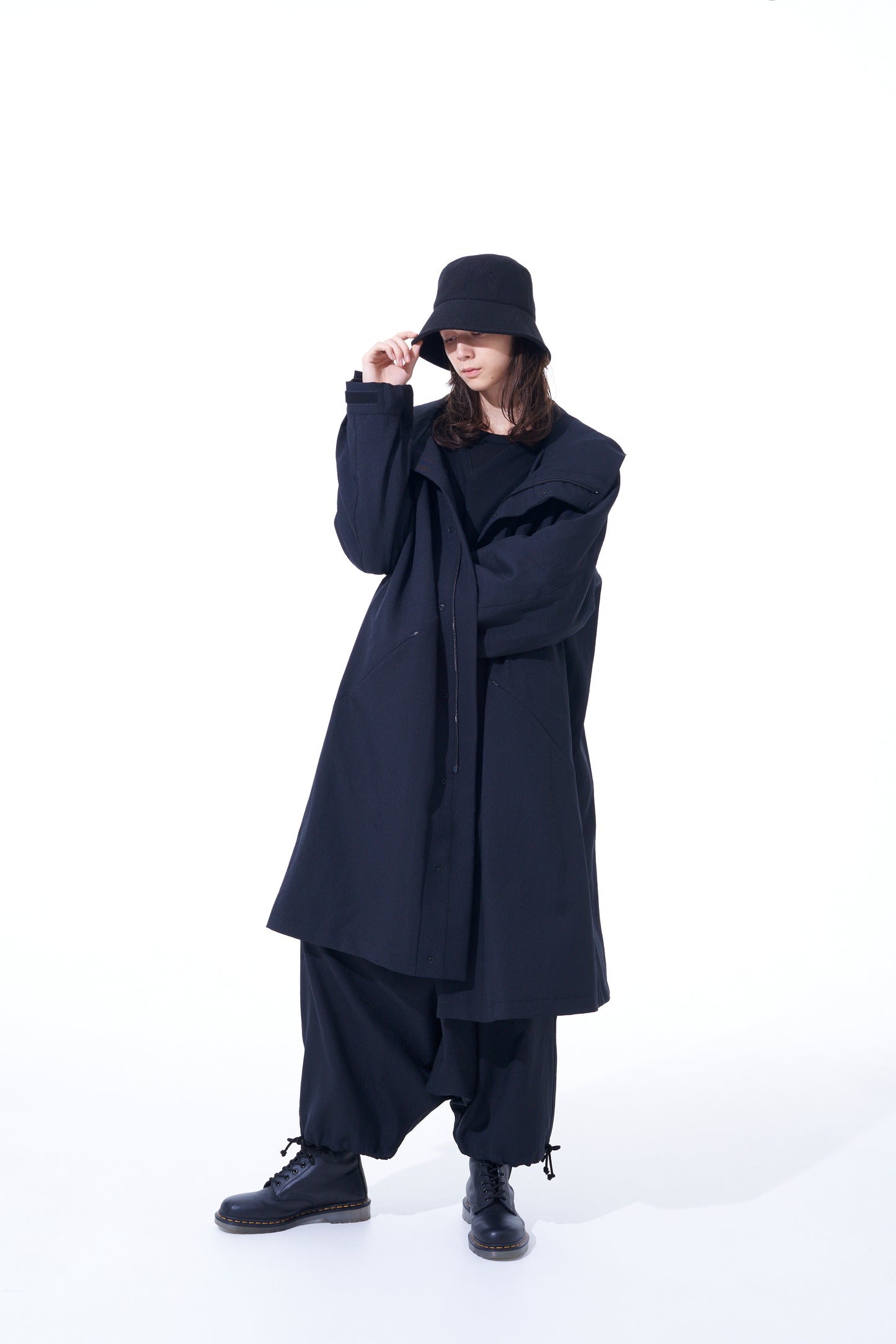 PE/STRETCH TWILL OVERSIZED TECH HOODED COAT WITH FUNCTIONAL LINING