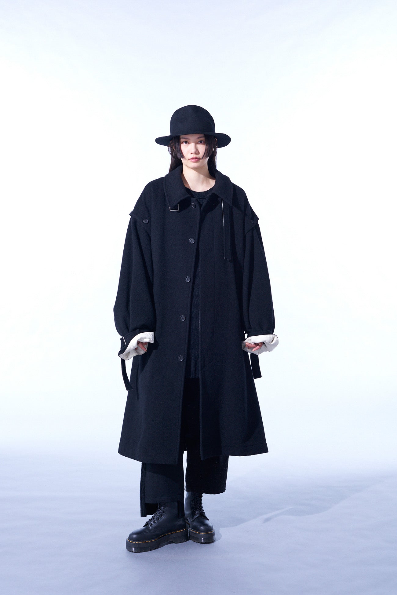 W/TOP MOSSA FLY FRONT LONG COAT WITH REMOVABLE SLEEVES