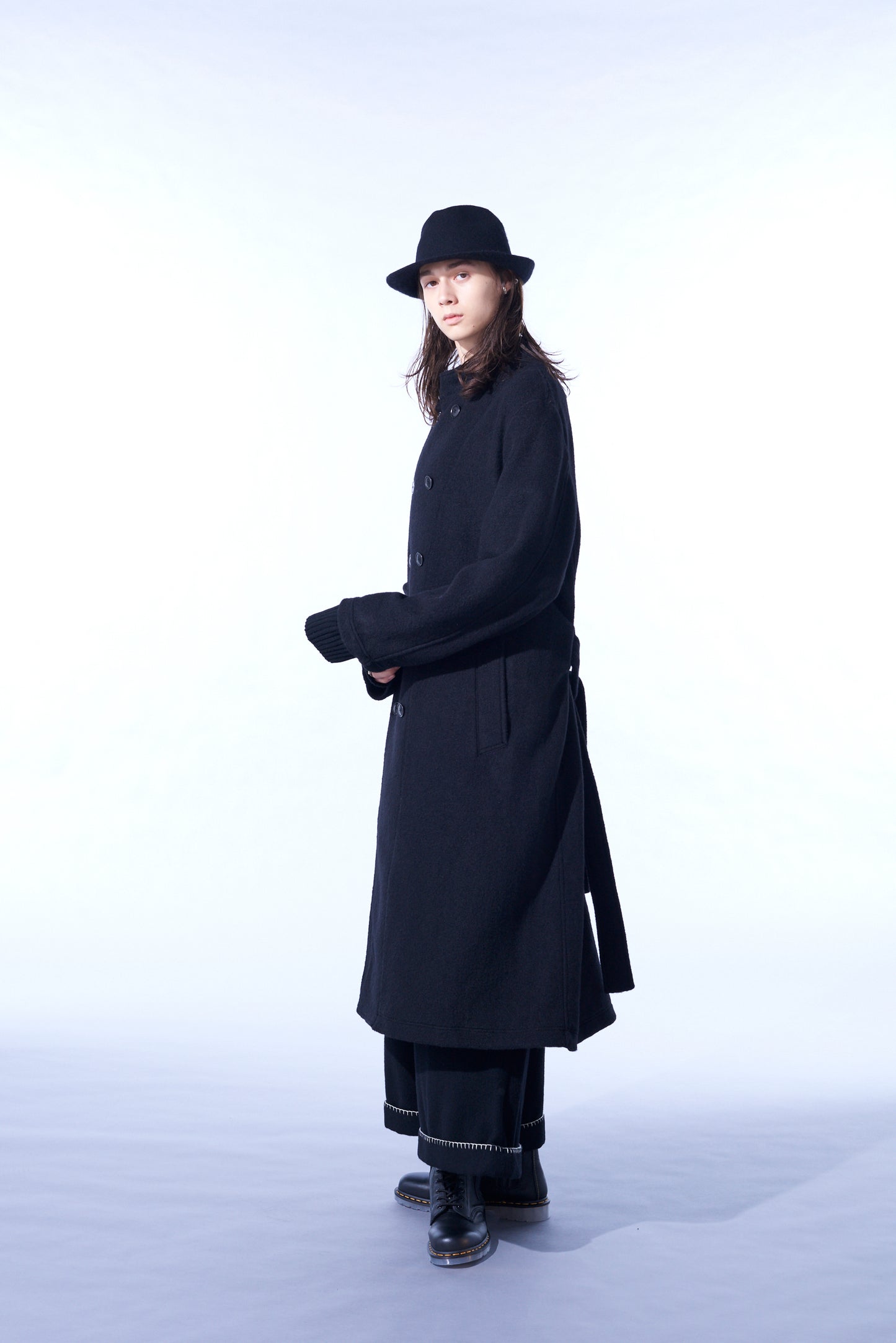 PE/W SLIVER JERSEY DOUBLE-BREASTED STAND COLLAR COAT