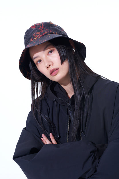 【S'YTE x TAION】Collaboration Collection FLORAL PATTERN QUILTED DOWN BUCKET HAT