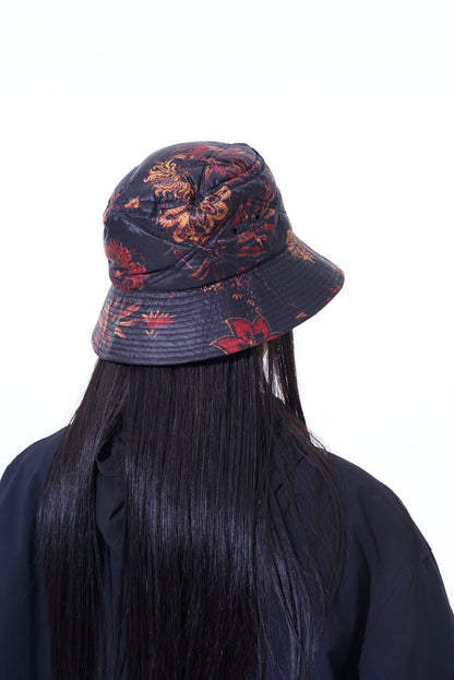 【S'YTE x TAION】Collaboration Collection FLORAL PATTERN QUILTED DOWN BUCKET HAT