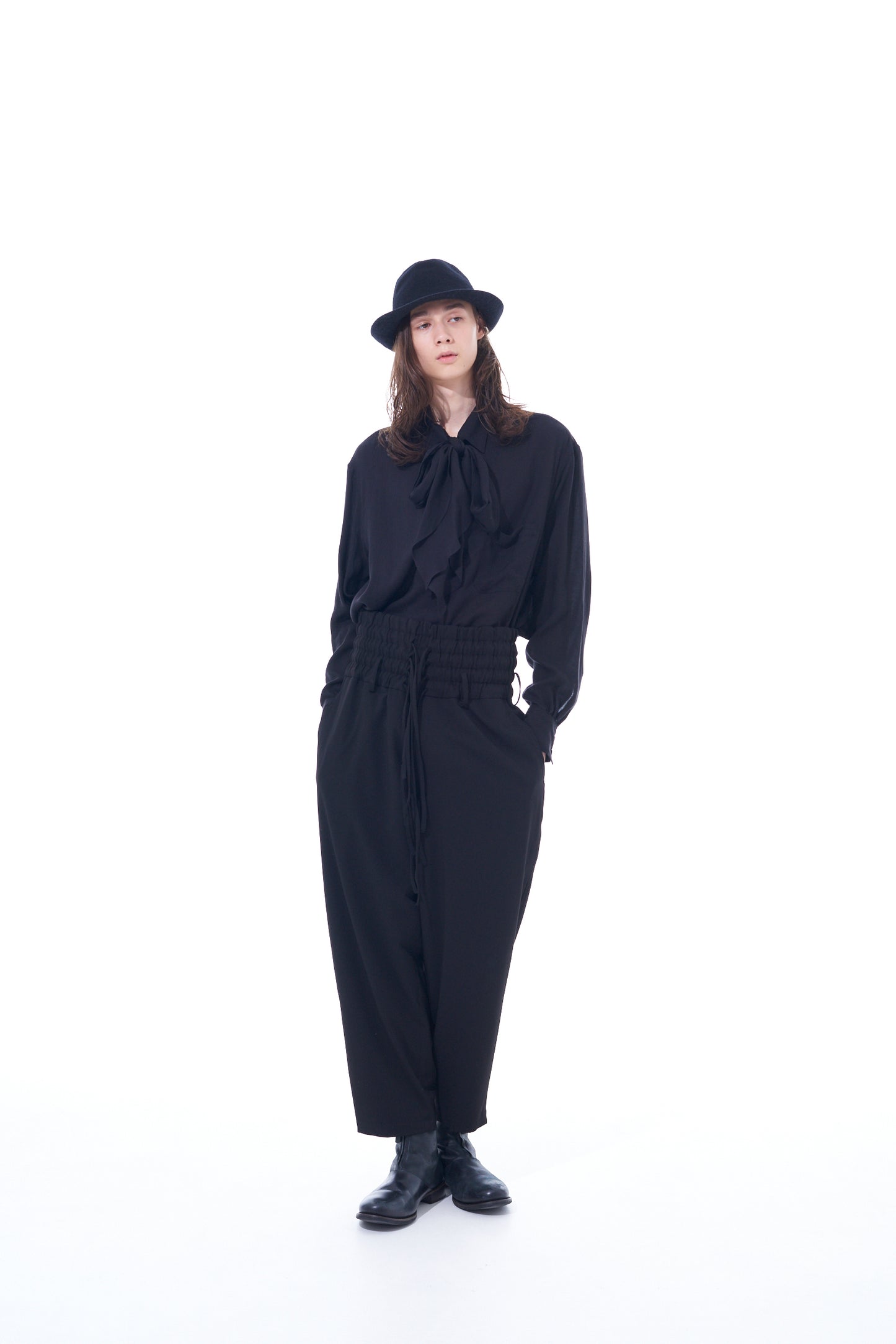 PE/RAYON GABARDINE STRETCH  SHIRRING AND LACES WAIST PANTS