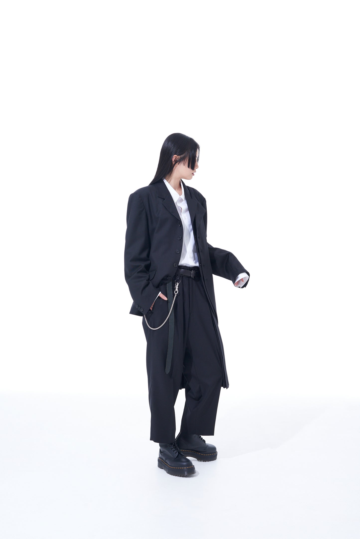 T/W GABARDINE LEFT SIDE PLEAT PANTS