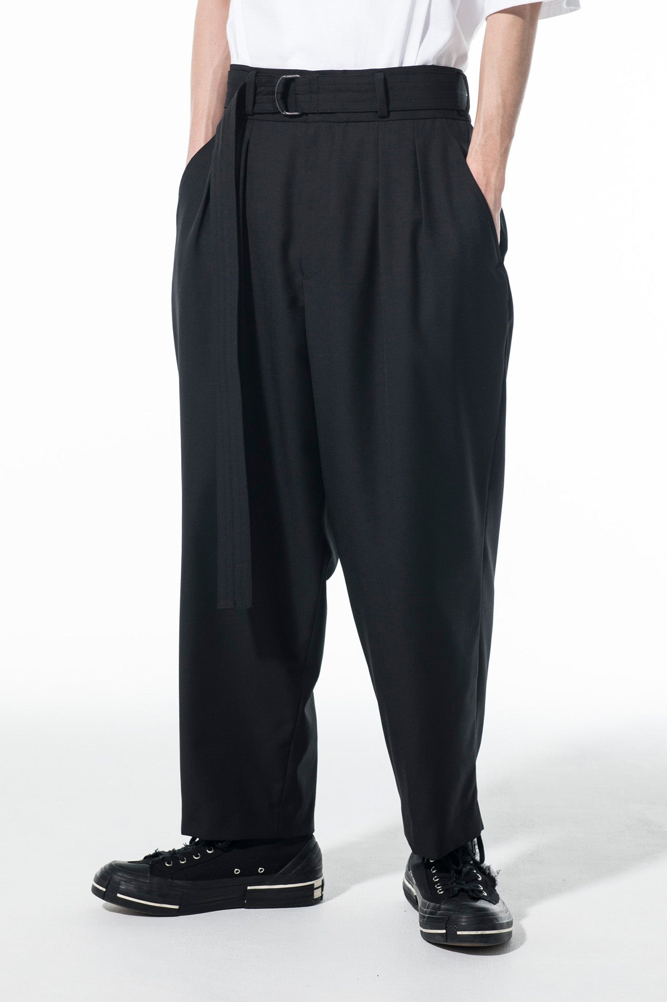 T/W GABARDINE 2-TUCK TAPERED BELT PANTS – THE SHOP YOHJI YAMAMOTO