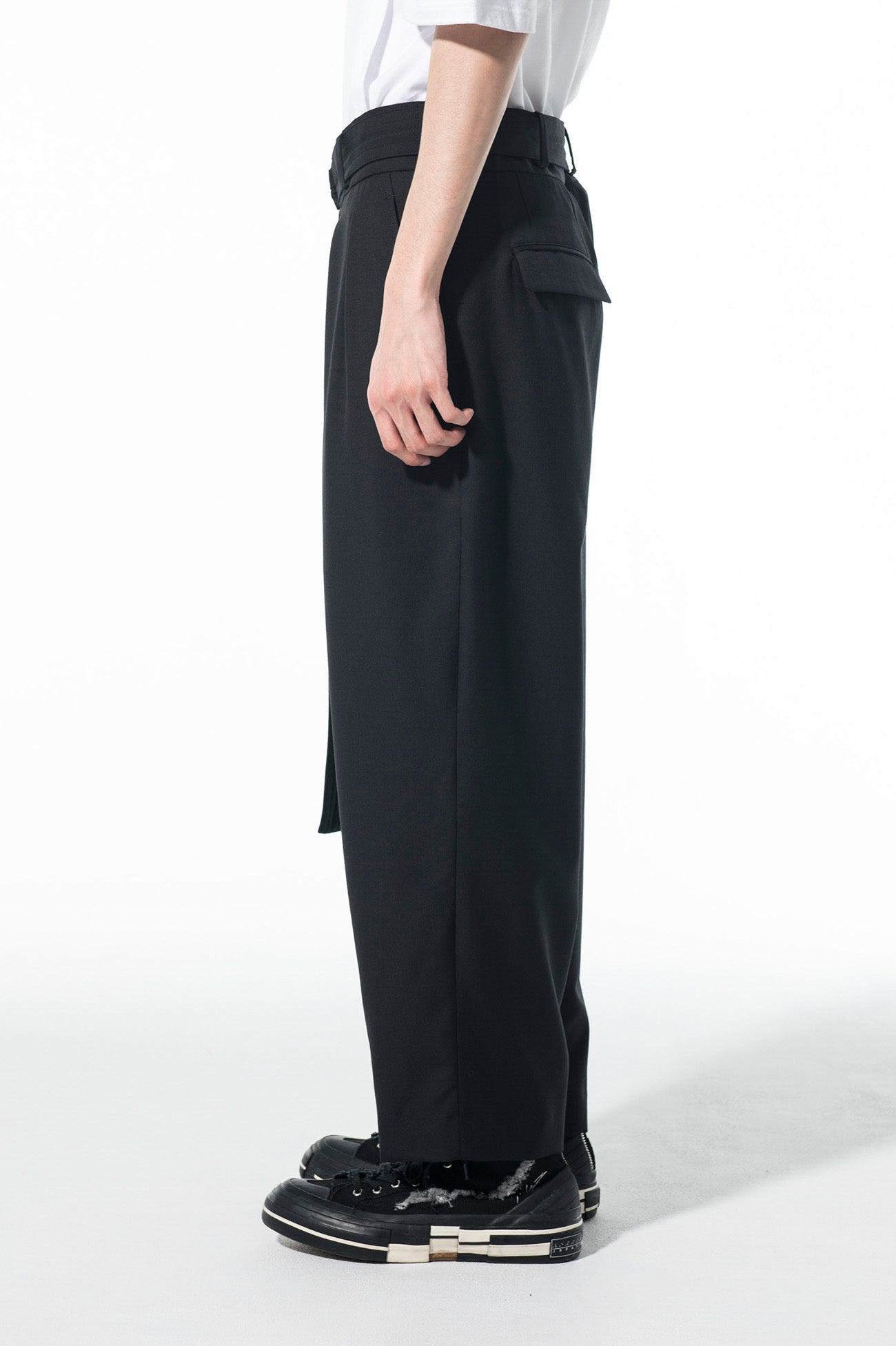 T/W GABARDINE 2-TUCK TAPERED BELT PANTS – THE SHOP YOHJI YAMAMOTO