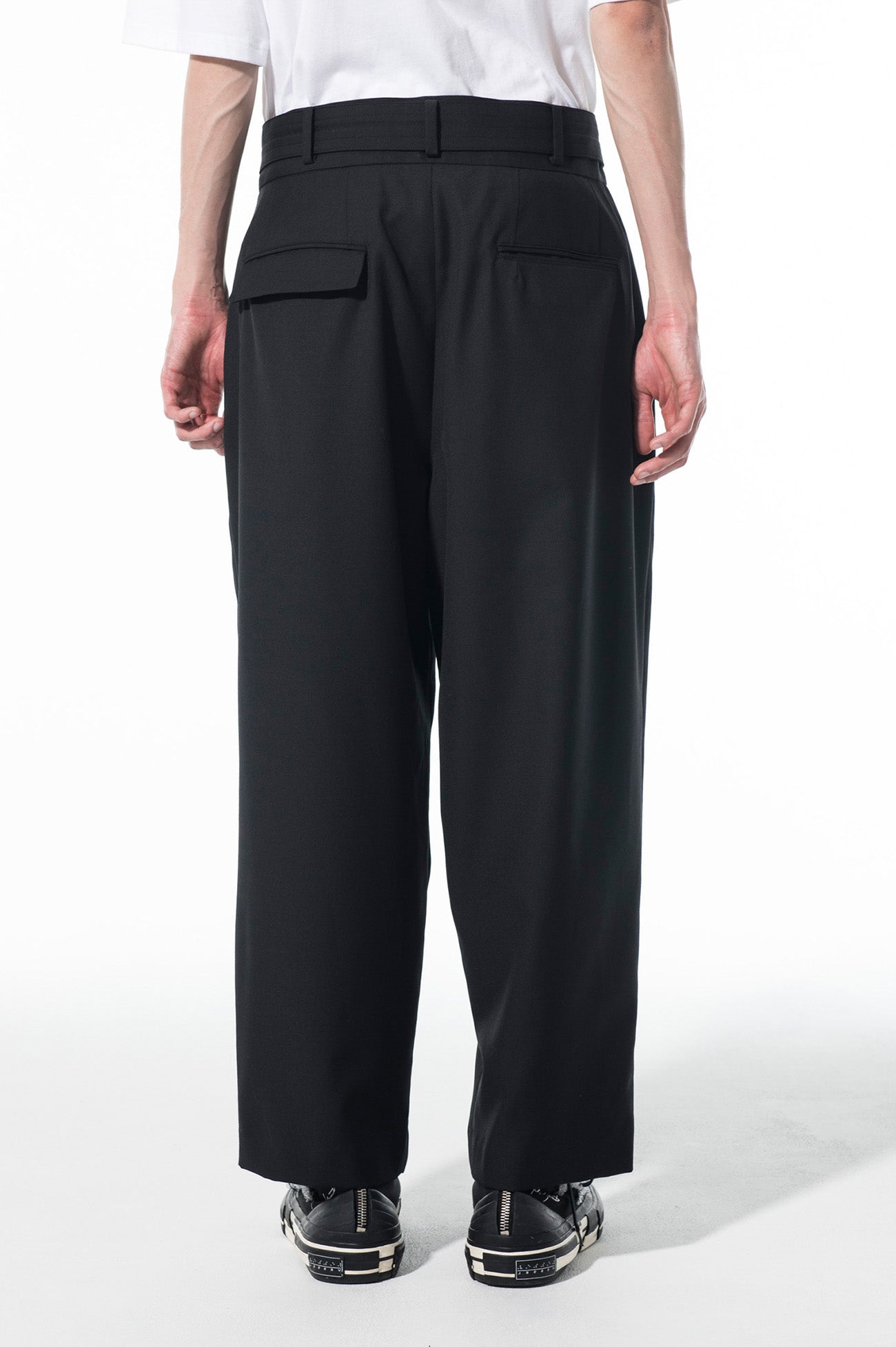 T/W GABARDINE 2-TUCK TAPERED BELT PANTS – THE SHOP YOHJI YAMAMOTO