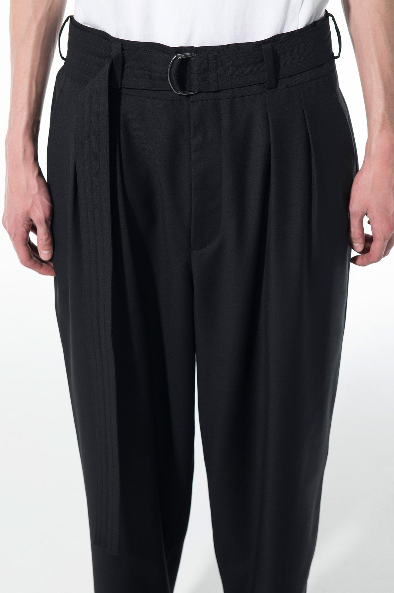 T/W GABARDINE 2-TUCK TAPERED BELT PANTS – THE SHOP YOHJI YAMAMOTO