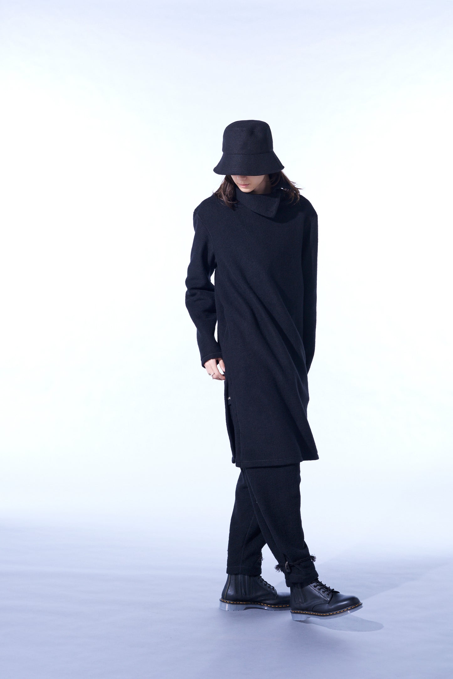 PE/W SLIVER JERSEY TURTLENECK LONG PULLOVER