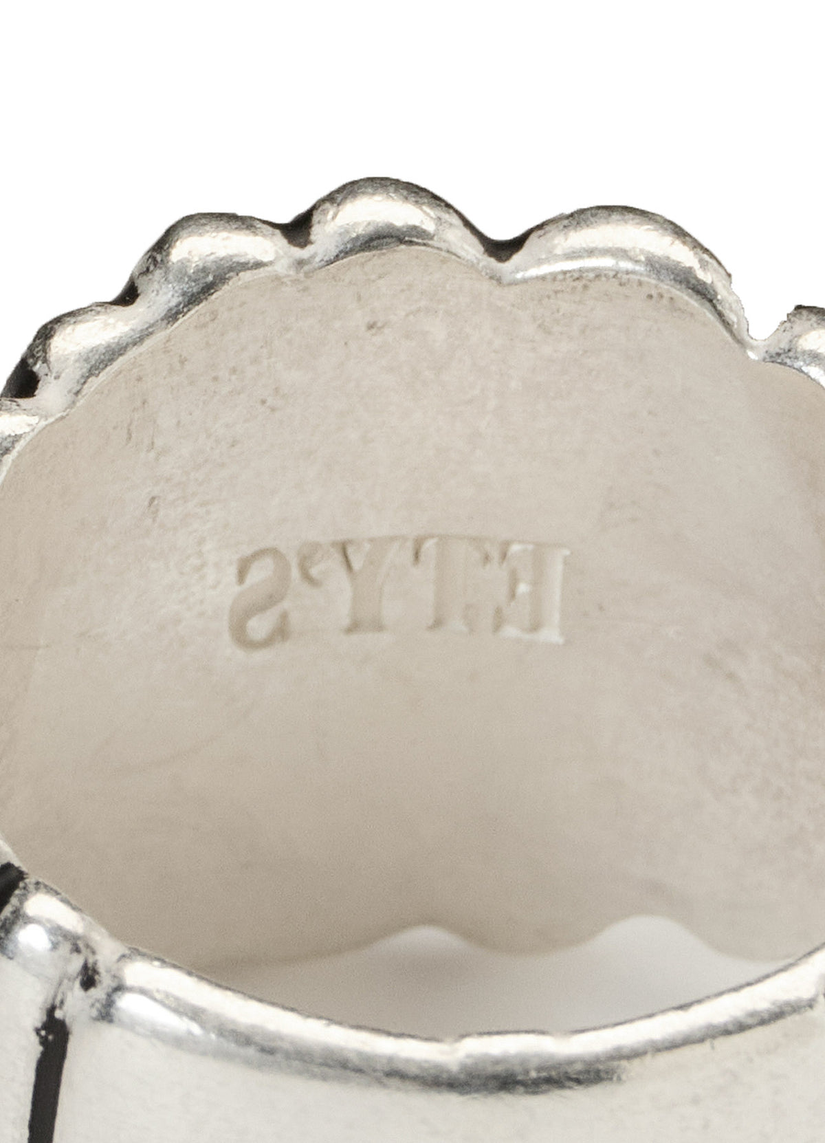 INDIAN MOTIF TEXTURED BAND RING
