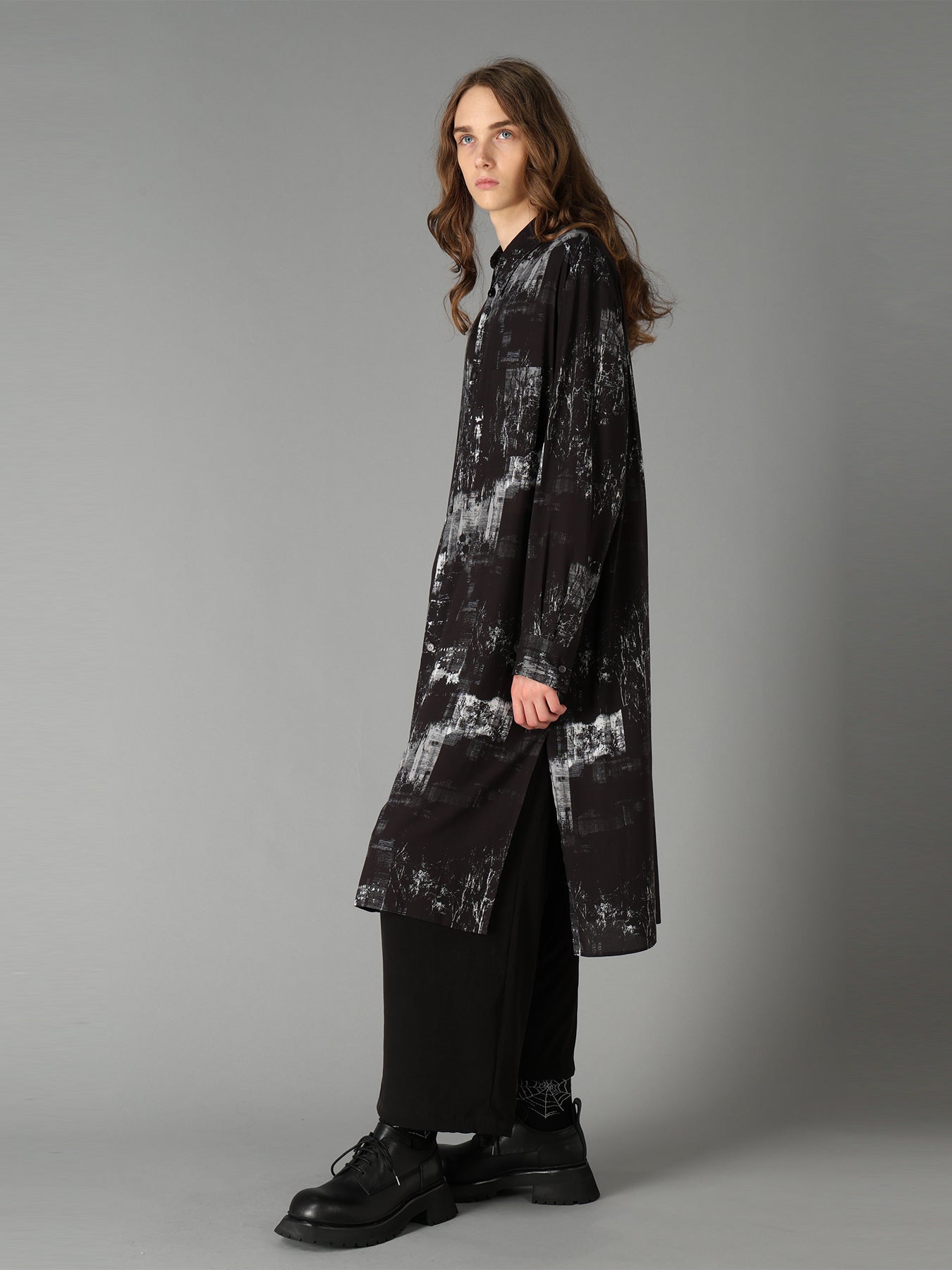 WITHERED BRANCH PRINT RAYON LONG REGULAR SHIRT