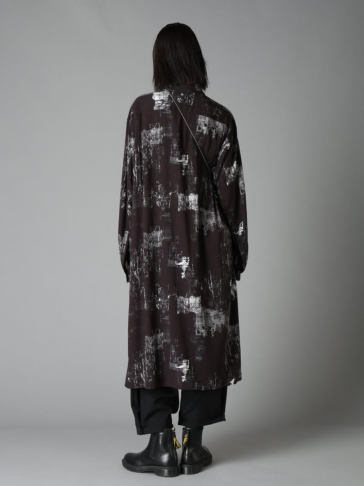 WITHERED BRANCH PRINT RAYON LONG REGULAR SHIRT