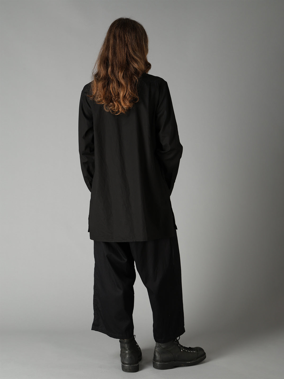 COTTON TWILL VEST-FRONT COLLARLESS SHIRT