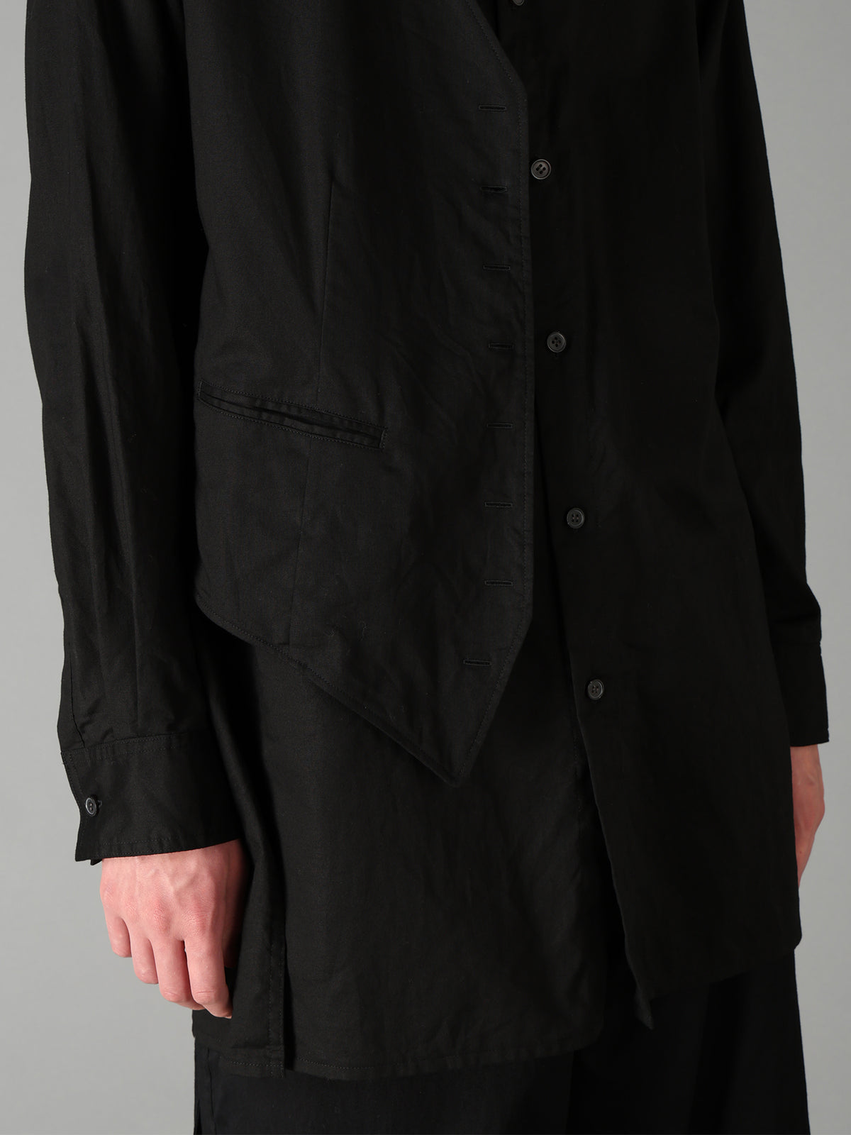 COTTON TWILL VEST-FRONT COLLARLESS SHIRT