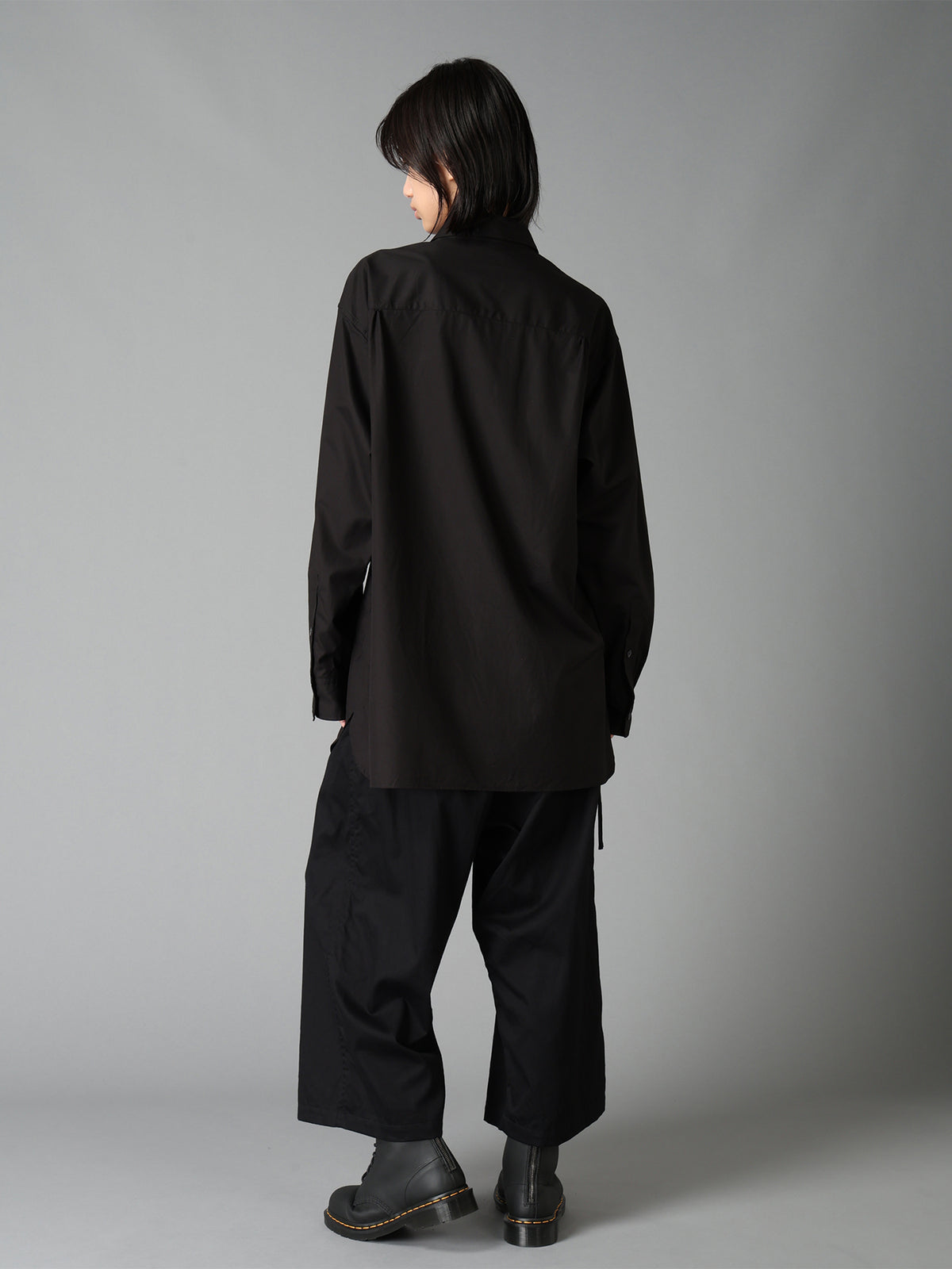 100/2 COTTON BROAD HALF CONCEALED PLACKET RAGULAR SHIRT