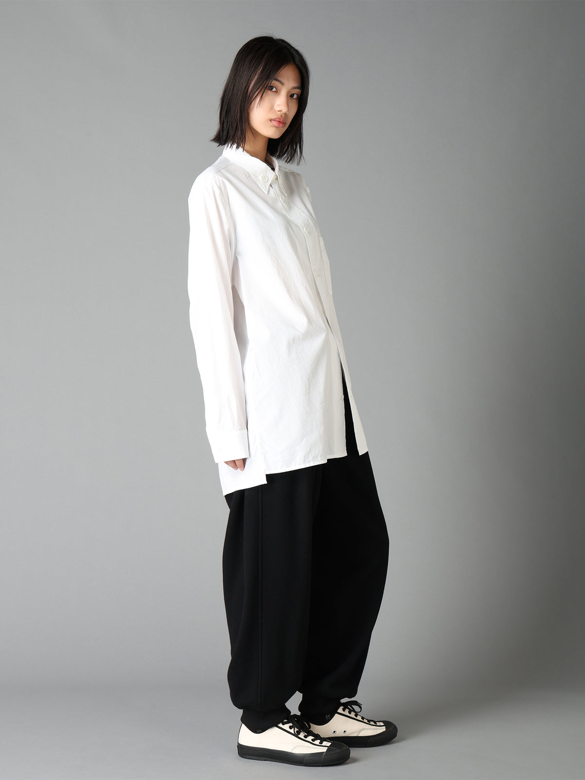 100/2 COTTON BROAD COLLAR BUTTON REGULAR SHIRT