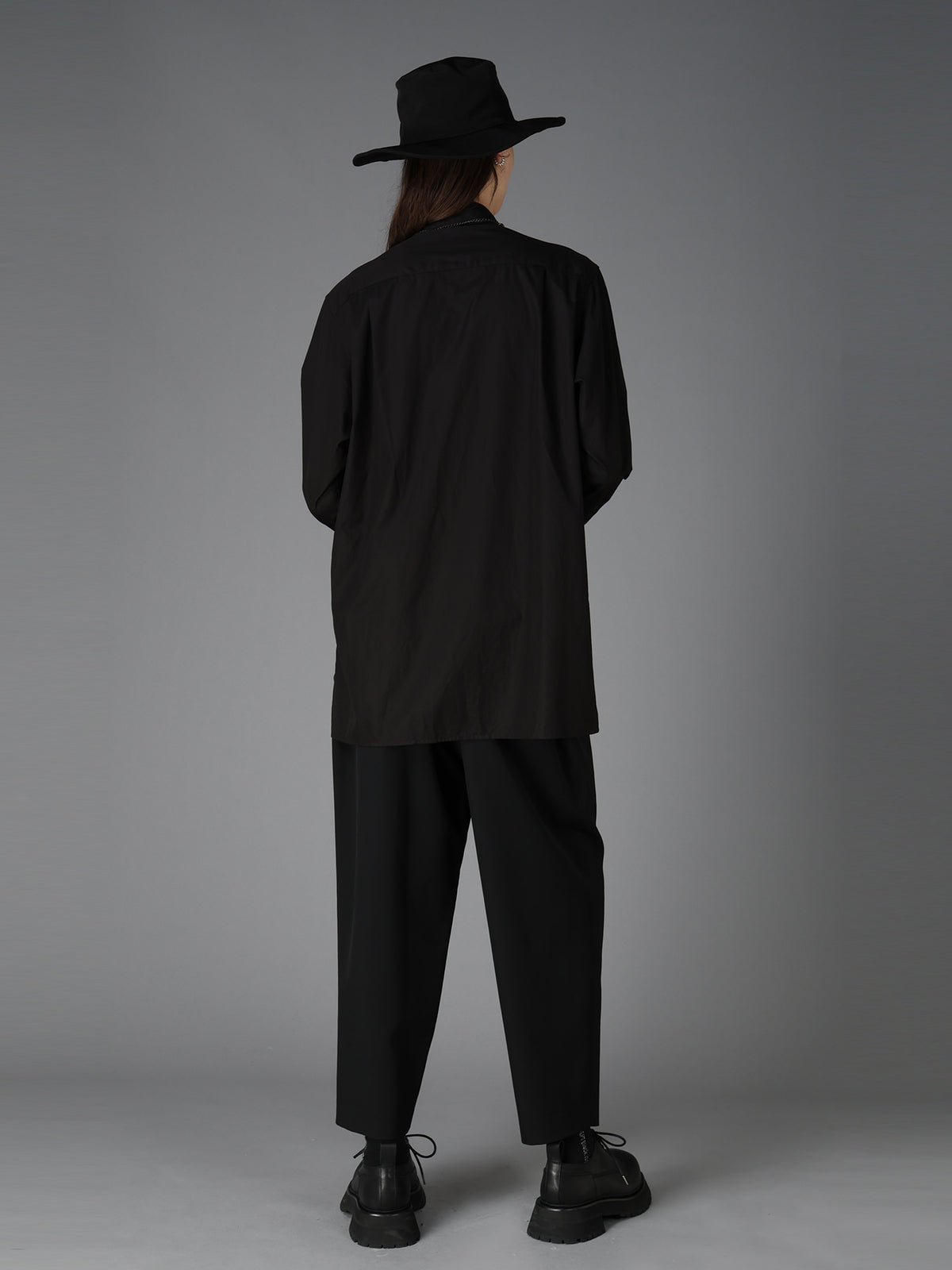 100/2 COTTON BROAD COLLAR BUTTON REGULAR SHIRT