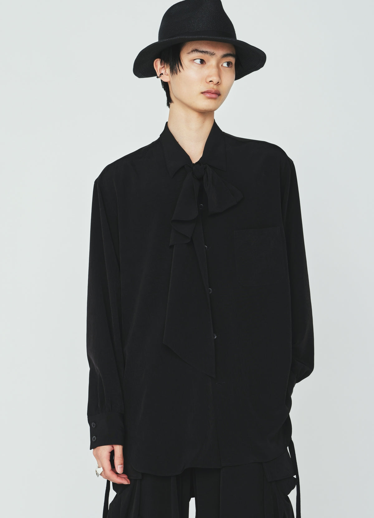 CREPE de CHINE WIDE BRIM HAT
