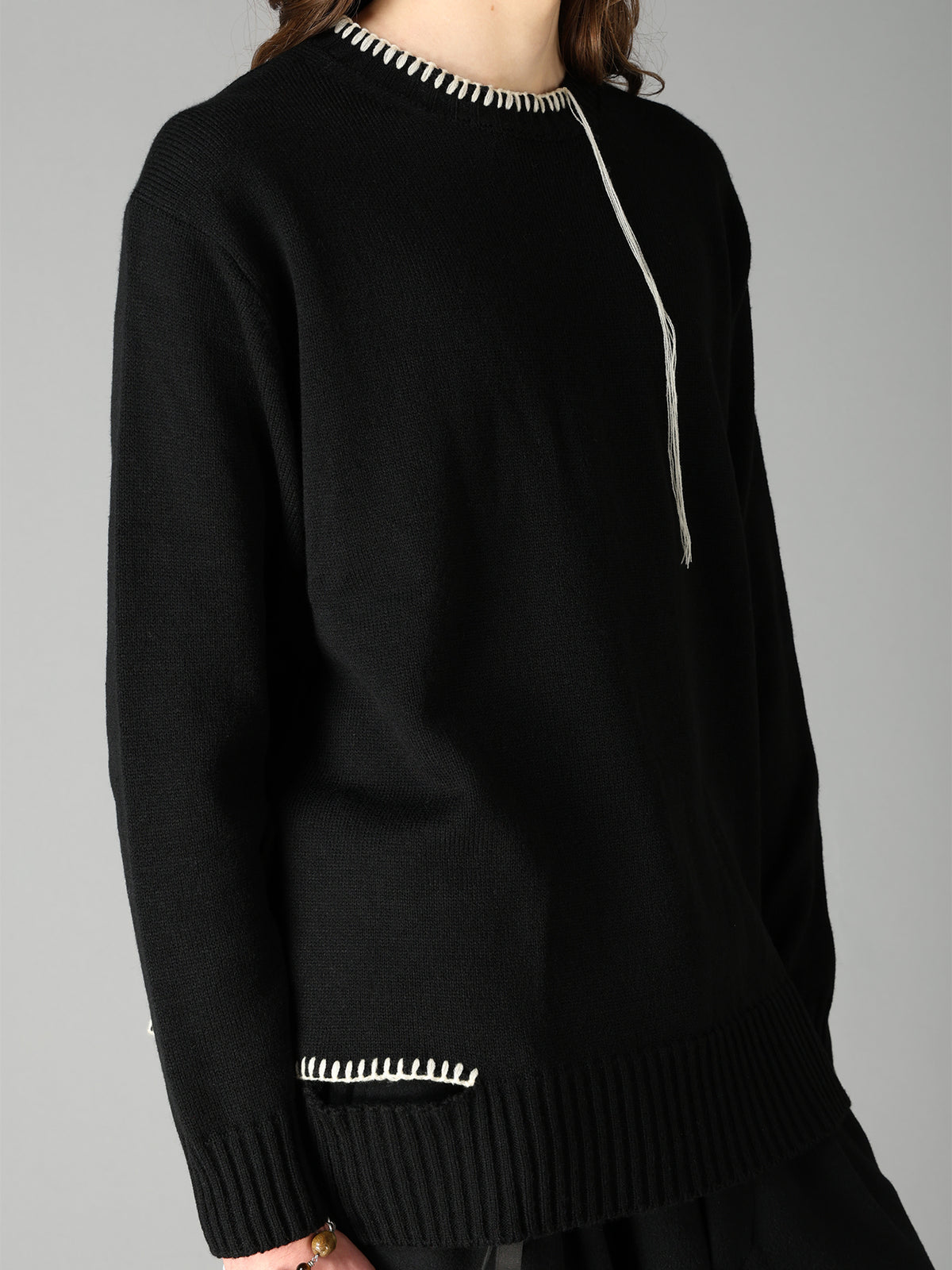 BULKY WOOL BLEND ASYMMETRIC STITCH PULLOVER