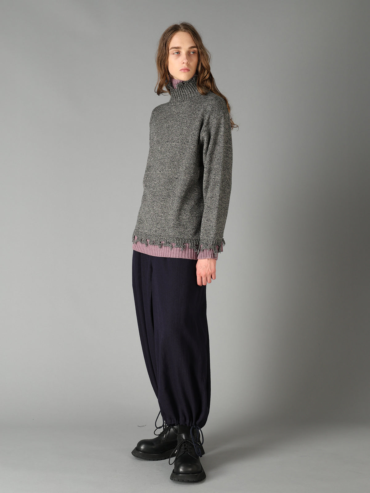 BULKY WOOL BLEND DAMAGED DETAIL TURTLE NECK PULLOVER