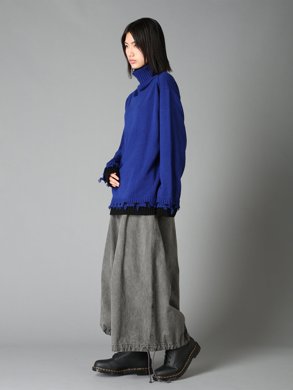 BULKY WOOL BLEND DAMAGED DETAIL TURTLE NECK PULLOVER