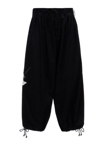 20/COTTON TWILL CROW PATCH BALLOON PANTS
