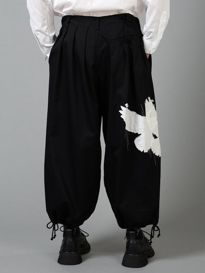 20/COTTON TWILL CROW PATCH BALLOON PANTS