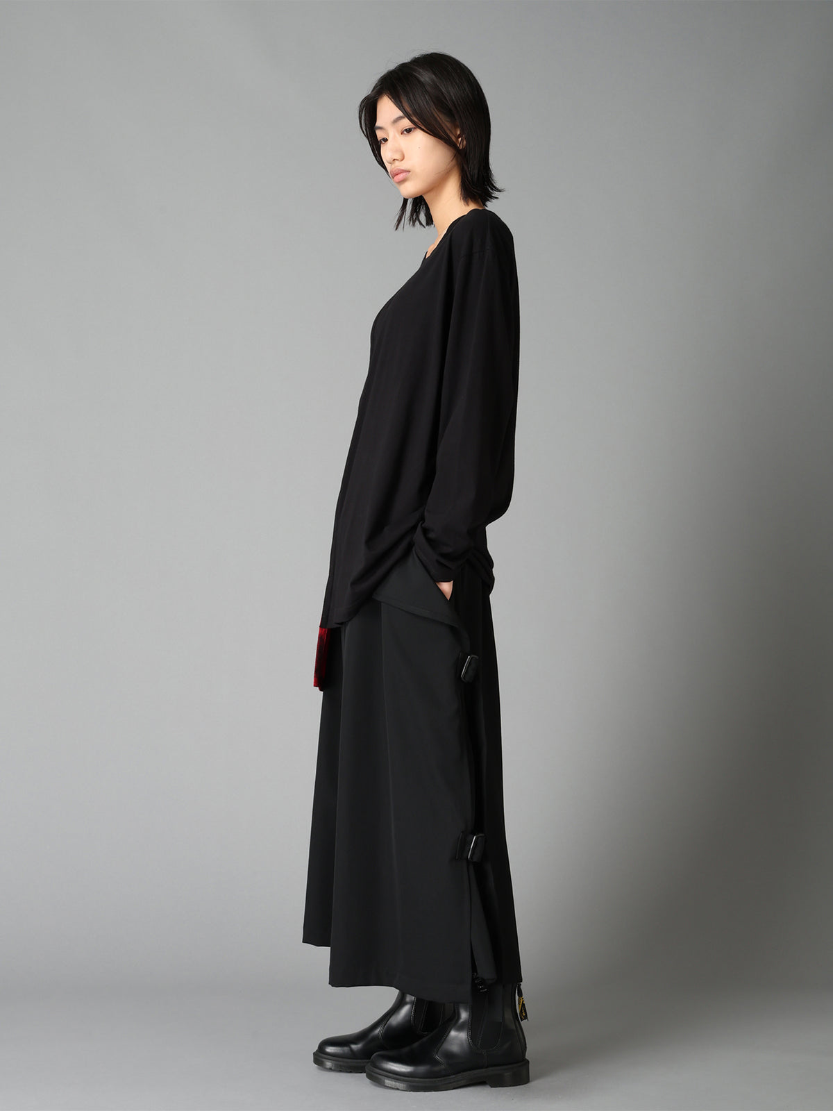 WOOL GABARDINE SIDE BELT PANTS