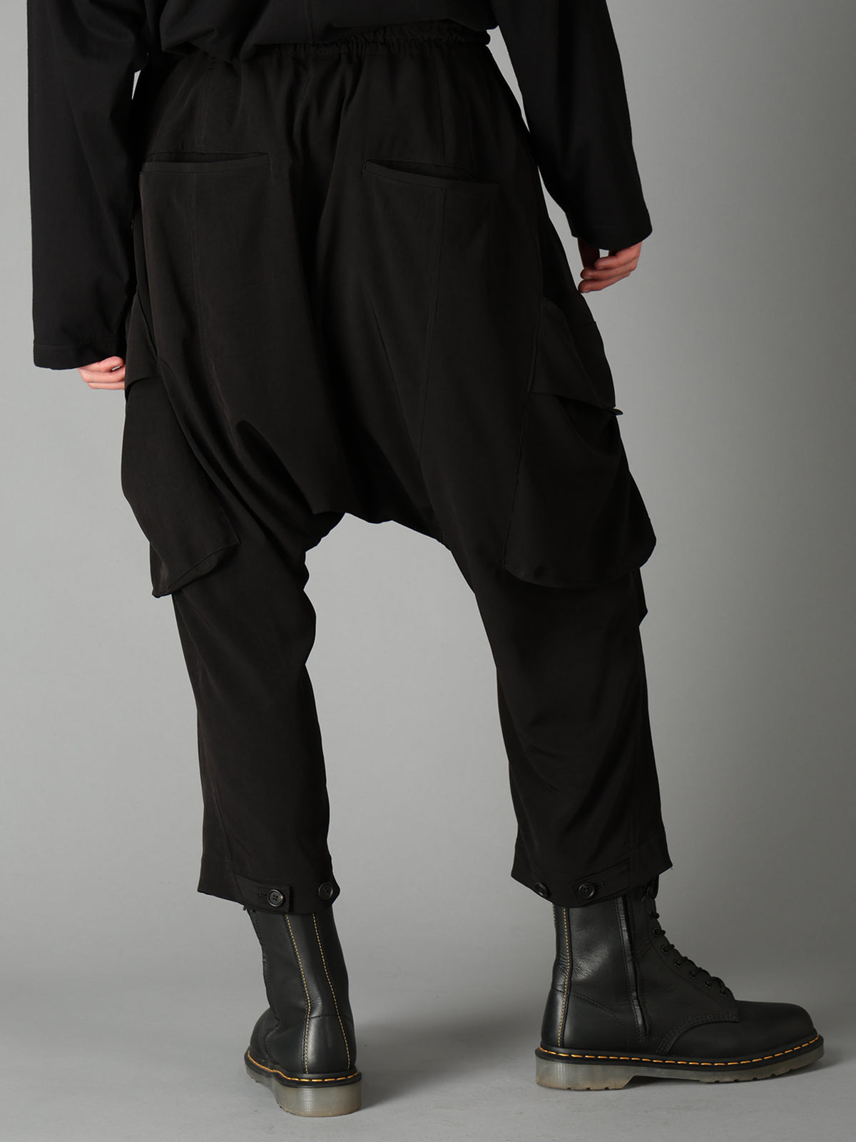 CREPE DE CHINE BIG POCKET SAROUEL PANTS
