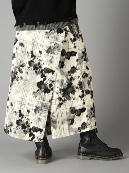 INK-WASH PRINTED BACK ERAP PANTS WITH DECORATIVE STITCH DETAILING