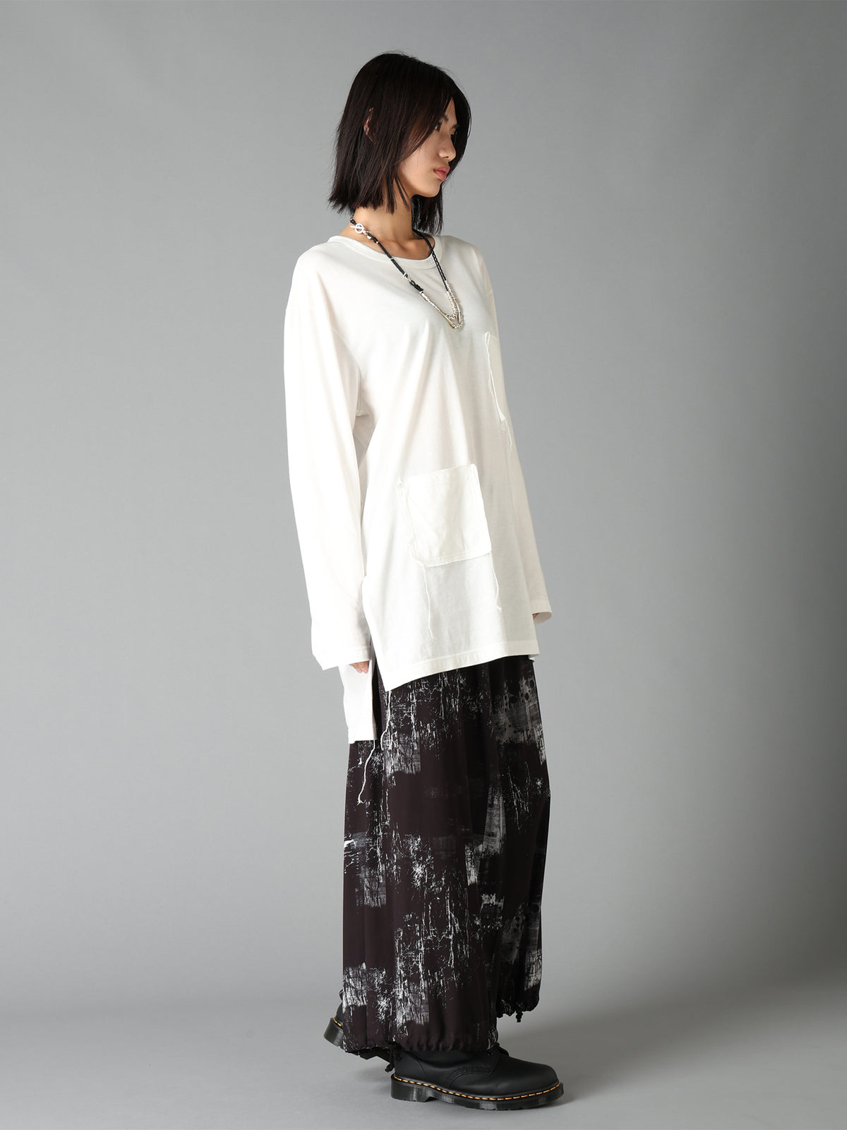 30/COTTON JERSEY T-SHIRT WITH 2 PATCH POCKETS
