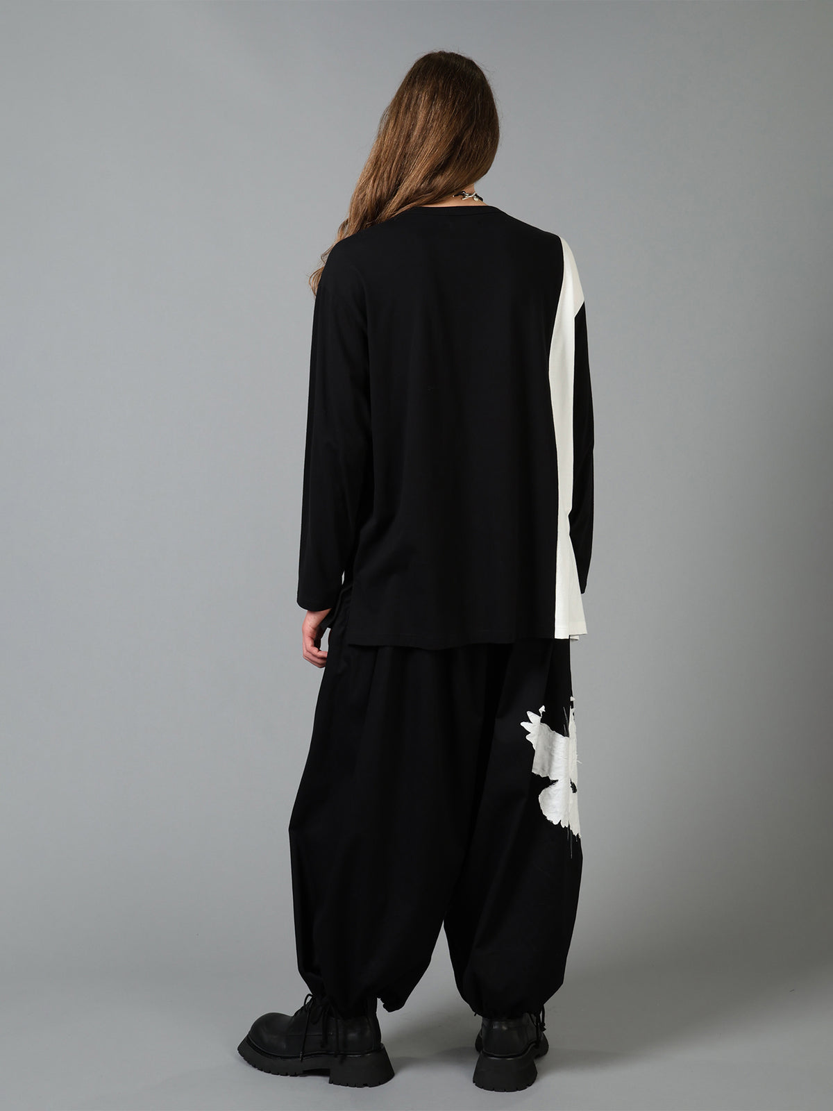 COTTON JERSEY FABRIC SWITCH L/S DRAPED T-SHIRT