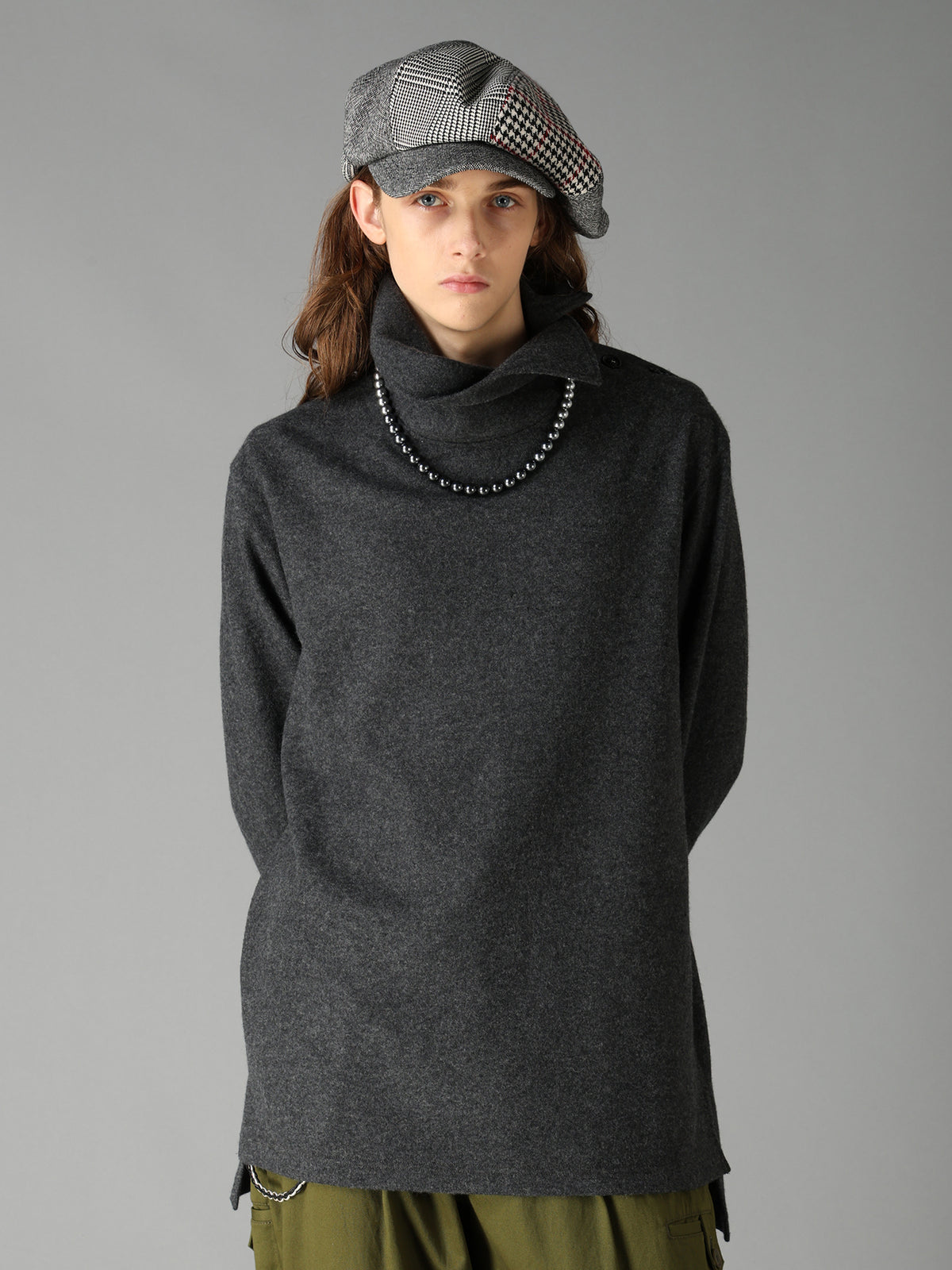 AIRY WOOL BLEND JERSEY TURTLENECK EMBROIDERED T-SHIRT